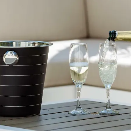 Dalmatia 아파트 *